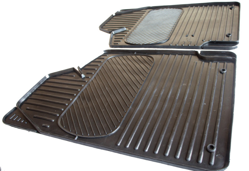 Килим автомобільний універсальний UN-2 передні  (2 шт)