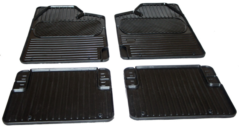 Килим автомобільний універсальний UN-2 комплект (4 шт)